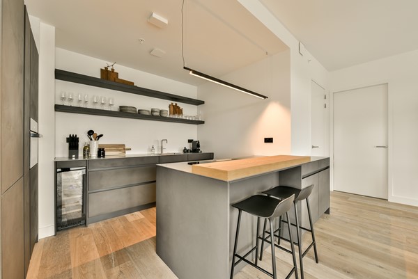 Medium property photo - Korte Ouderkerkerdijk 1W2, 1096 AC Amsterdam